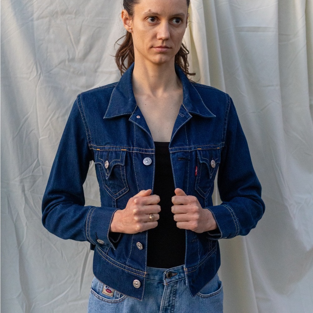 Dark Blue LEVIs Denim Jacket